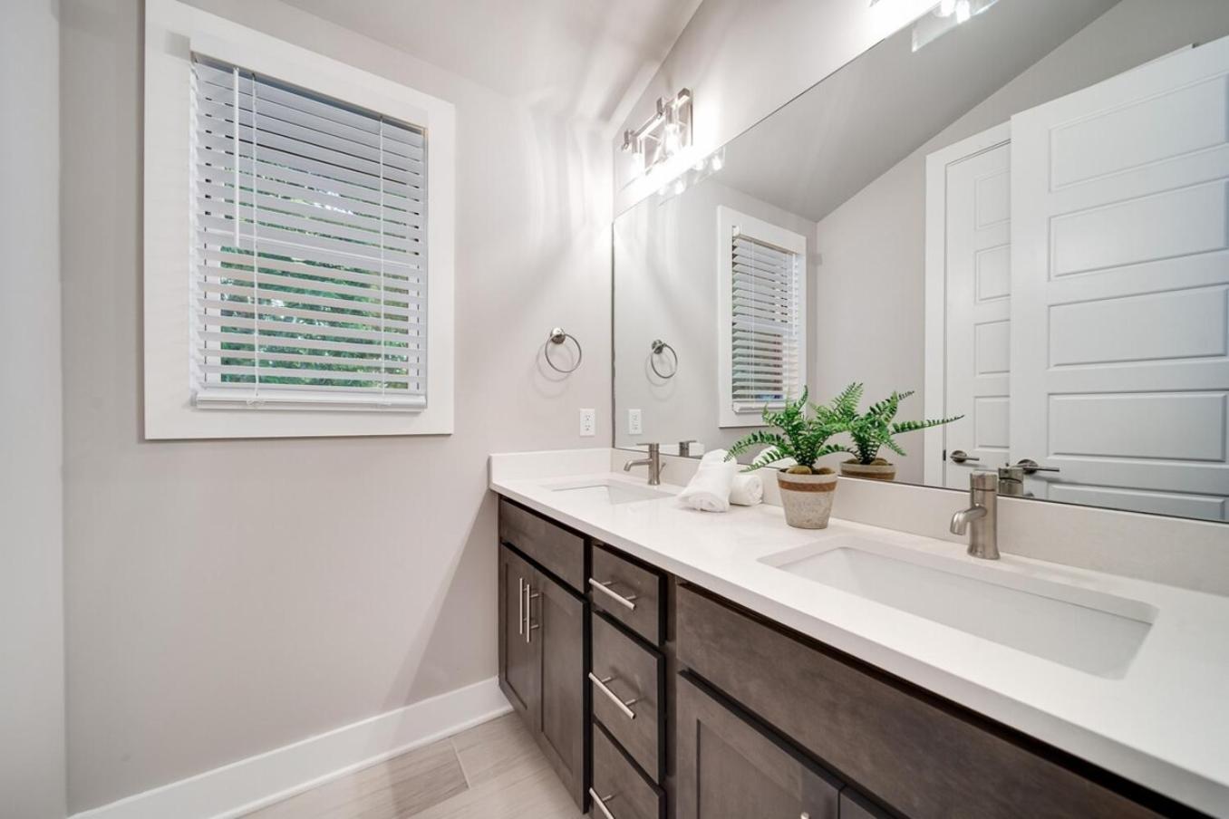 Sojourners Haven - 2 Mi To Downtown & Broadway Villa Nashville Ngoại thất bức ảnh