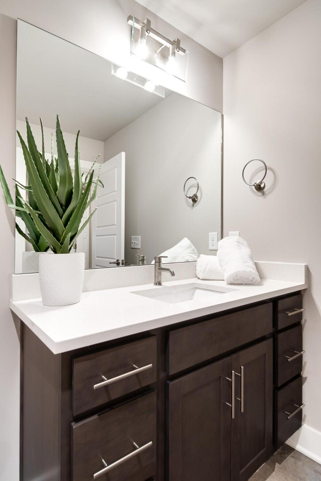 Sojourners Haven - 2 Mi To Downtown & Broadway Villa Nashville Ngoại thất bức ảnh